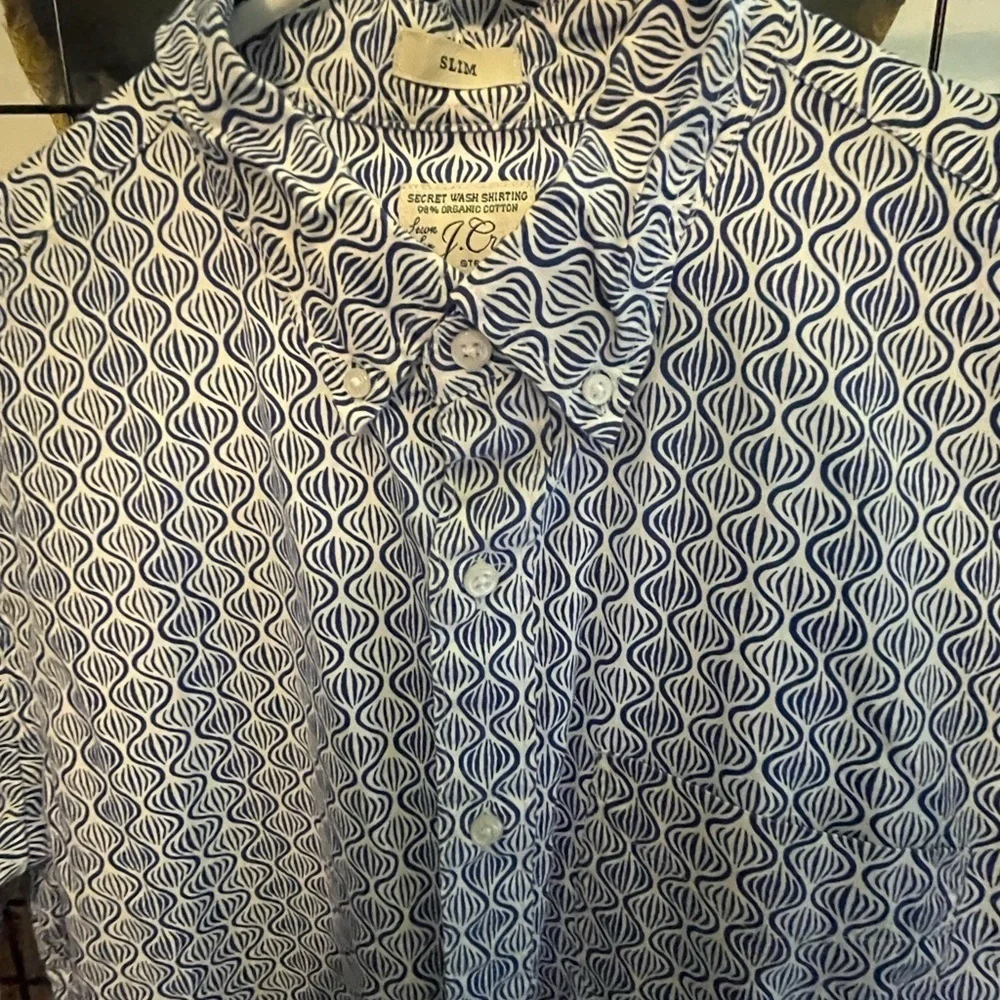 J. Crew Men's Blue Wave Pattern slim cut Shirt